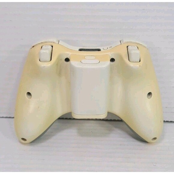 Microsoft Xbox 360 Wired Controller White OEM Genuine Tested Works Discolored - Picture 6 of 8